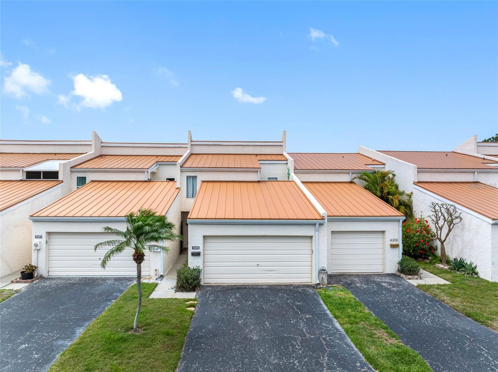 4306 Sunray Court, FL
