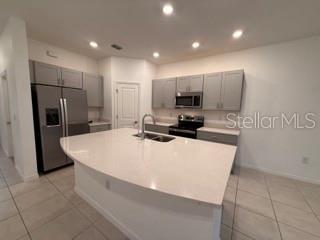 2906 Canary Avenue, FL
