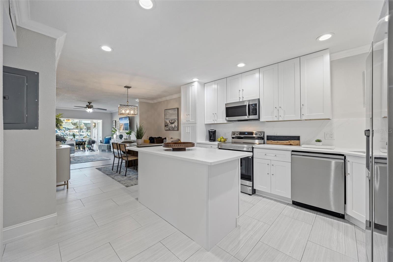 1008 Apollo Beach Boulevard, FL