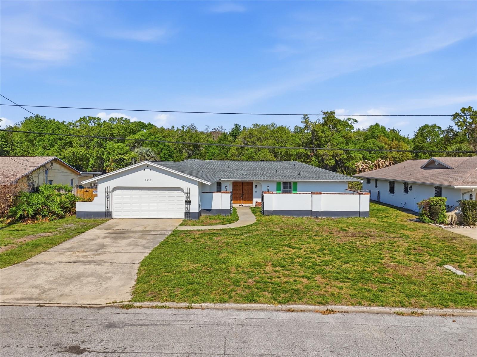 2325 Lauderdale Court, FL