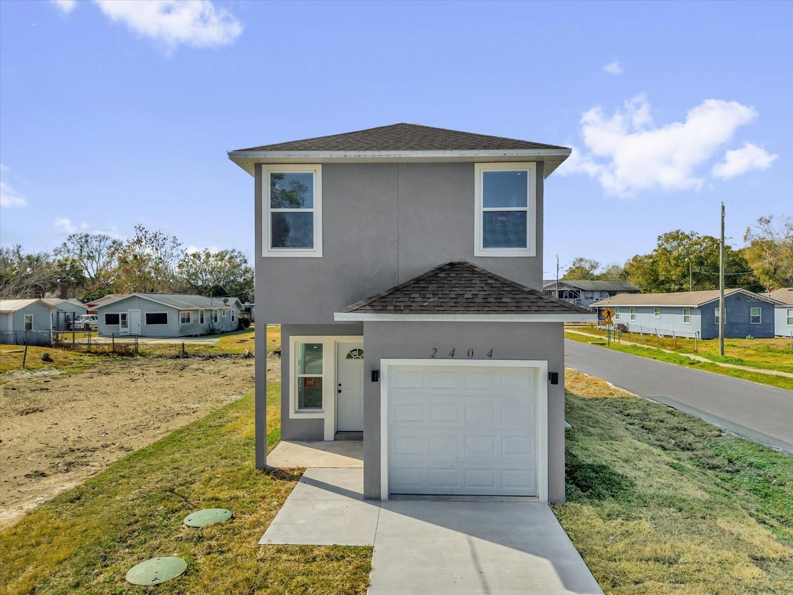 2404 Center St, FL