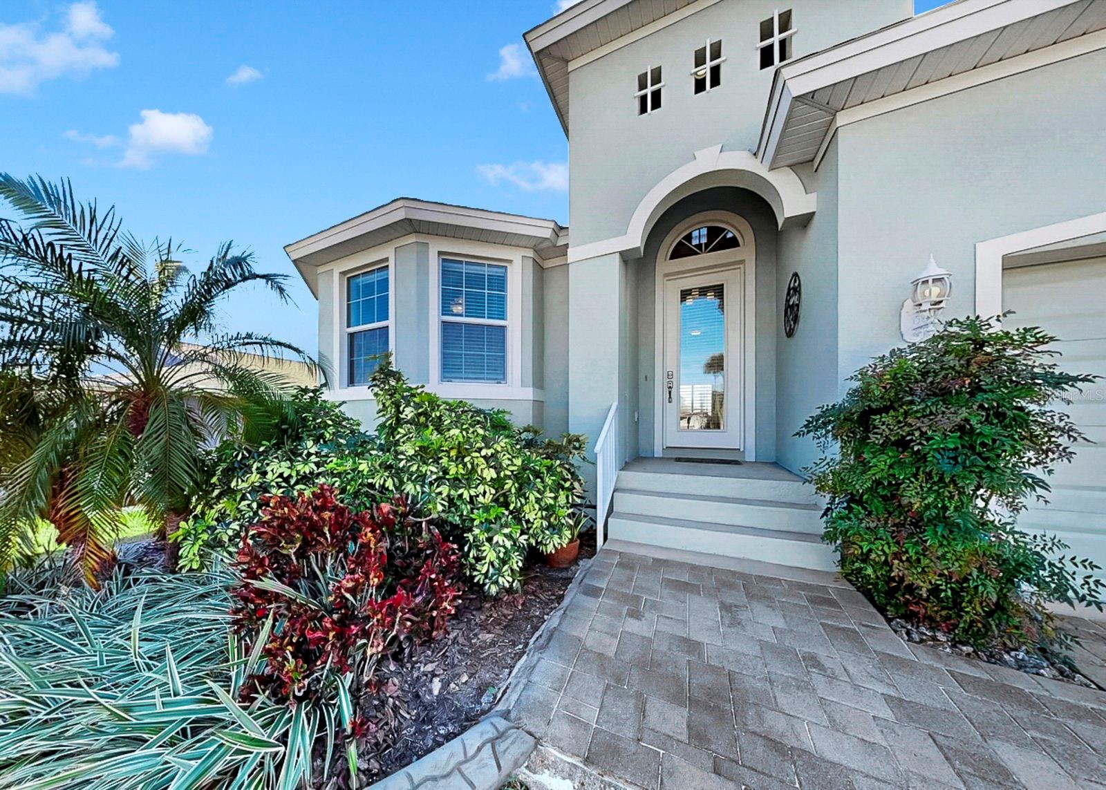 916 Spindle Palm Way, FL