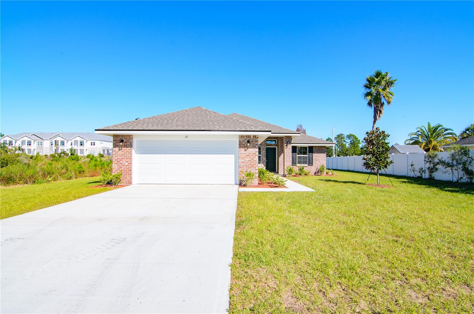 77 Pickering Dr, FL