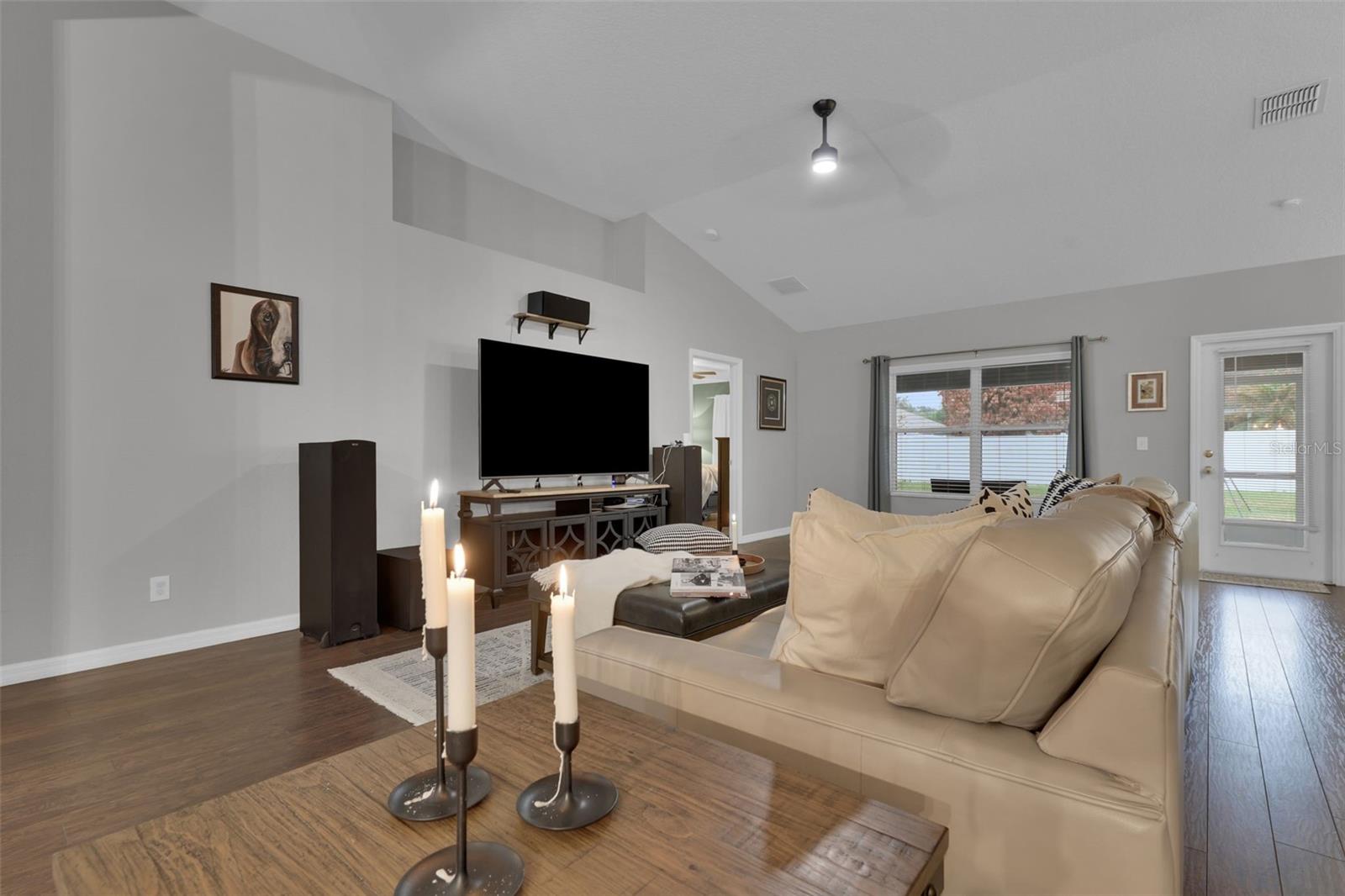 1033 Twisted Branch Lane, FL