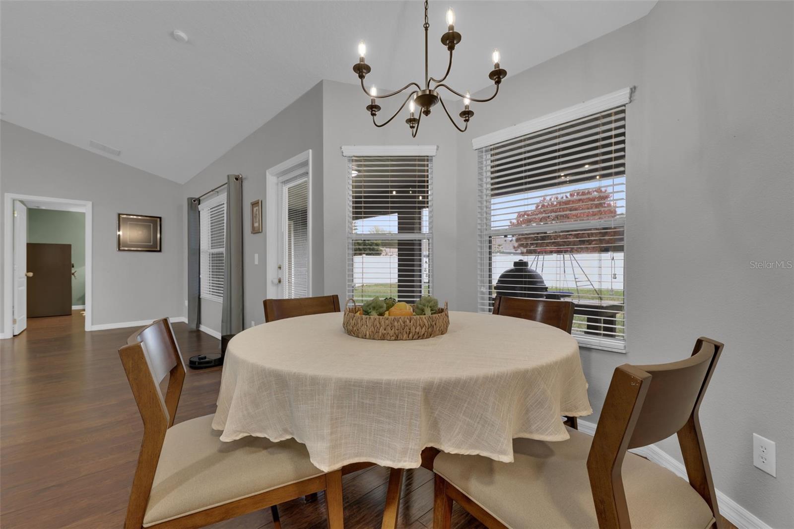1033 Twisted Branch Lane, FL
