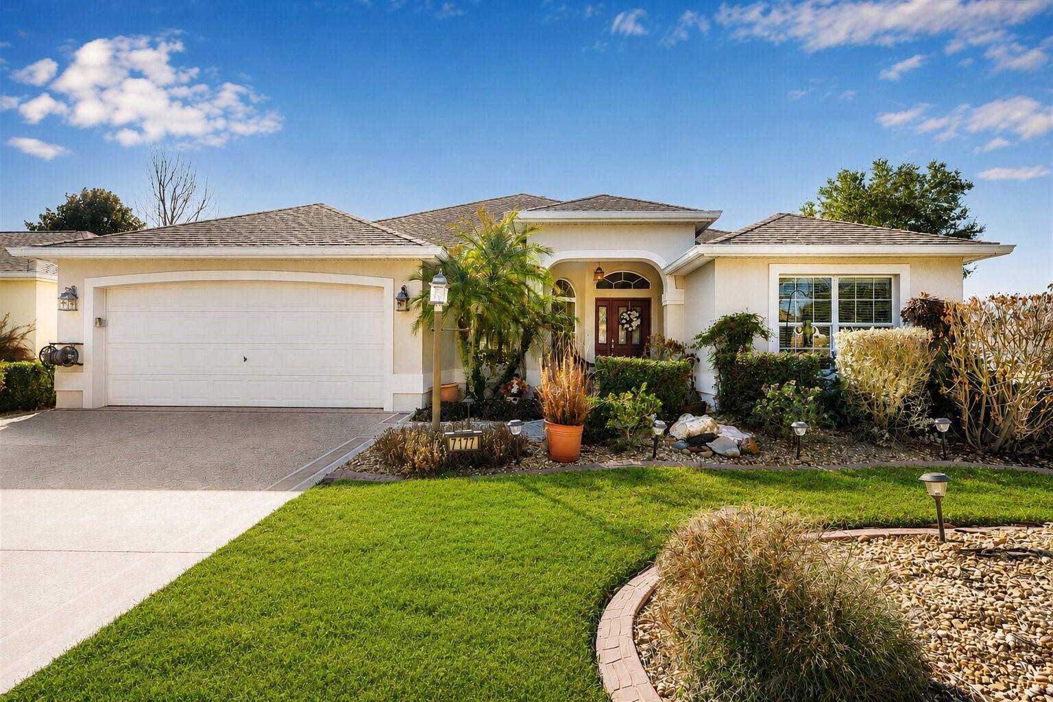 7177 172nd Hazelwood Loop, FL