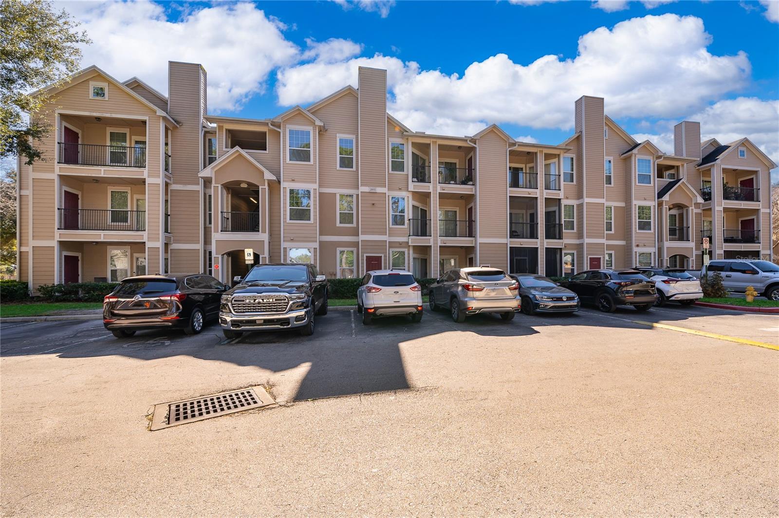 2015 Erving Cir #201, FL