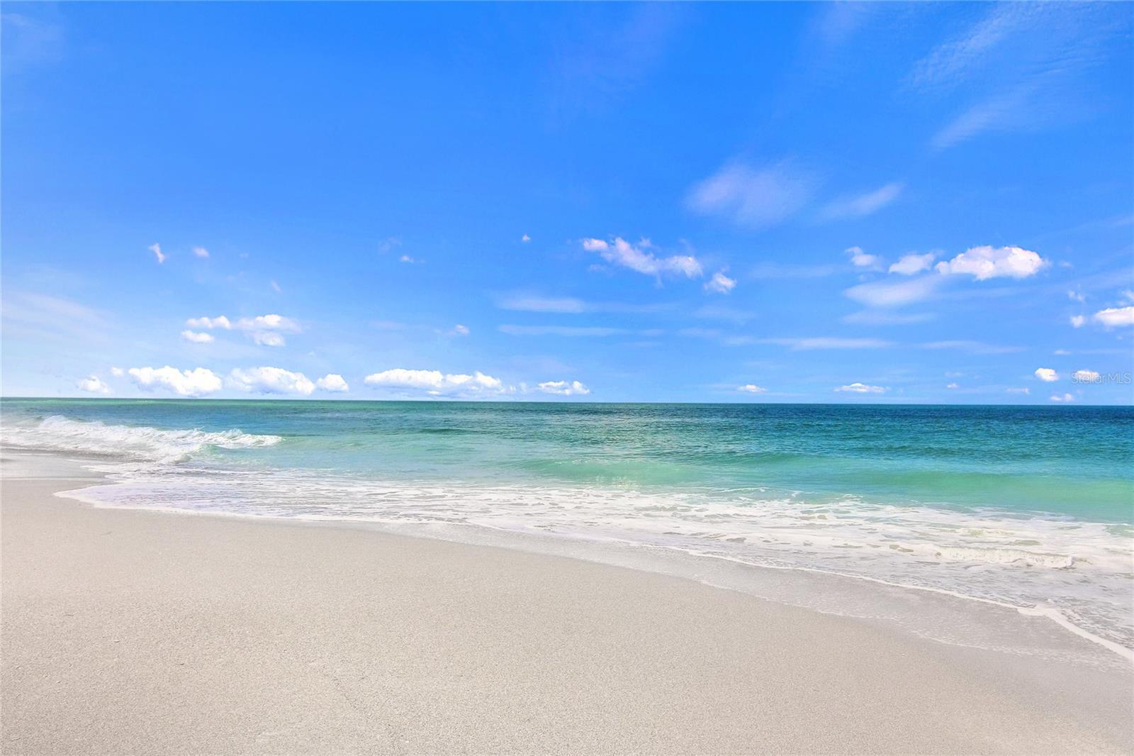 203 Casa Del Lago Way, FL