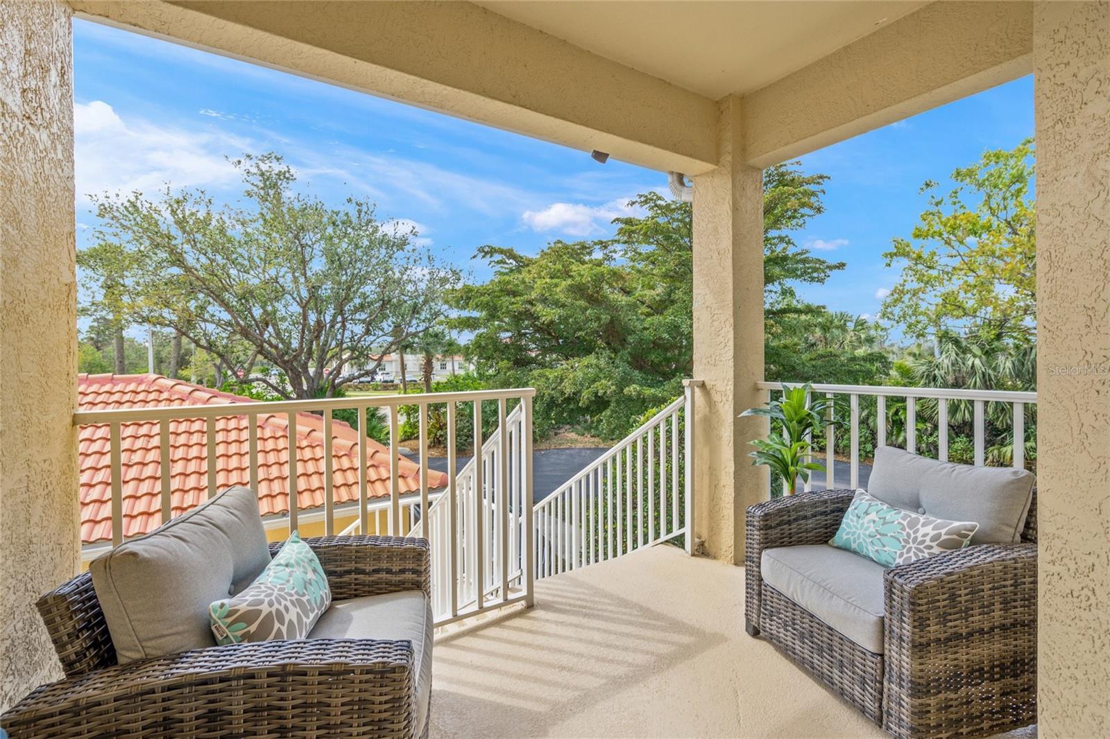 203 Casa Del Lago Way, FL