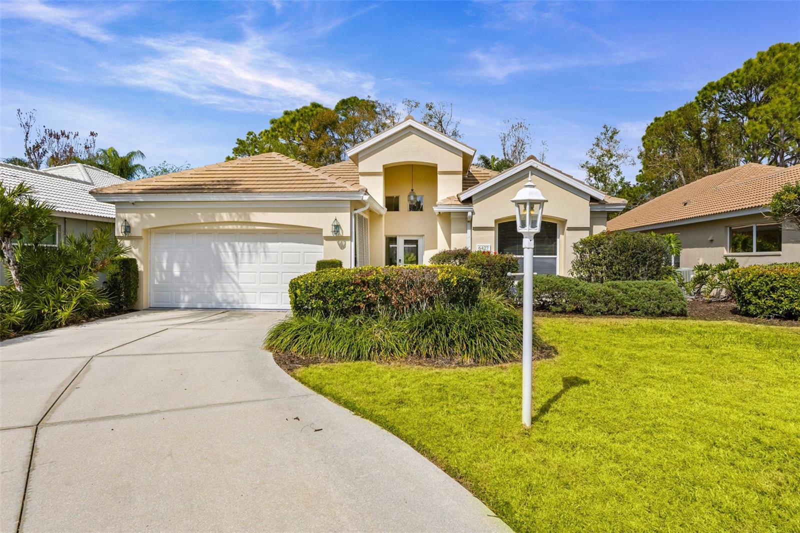 6427 Berkshire Pl, FL