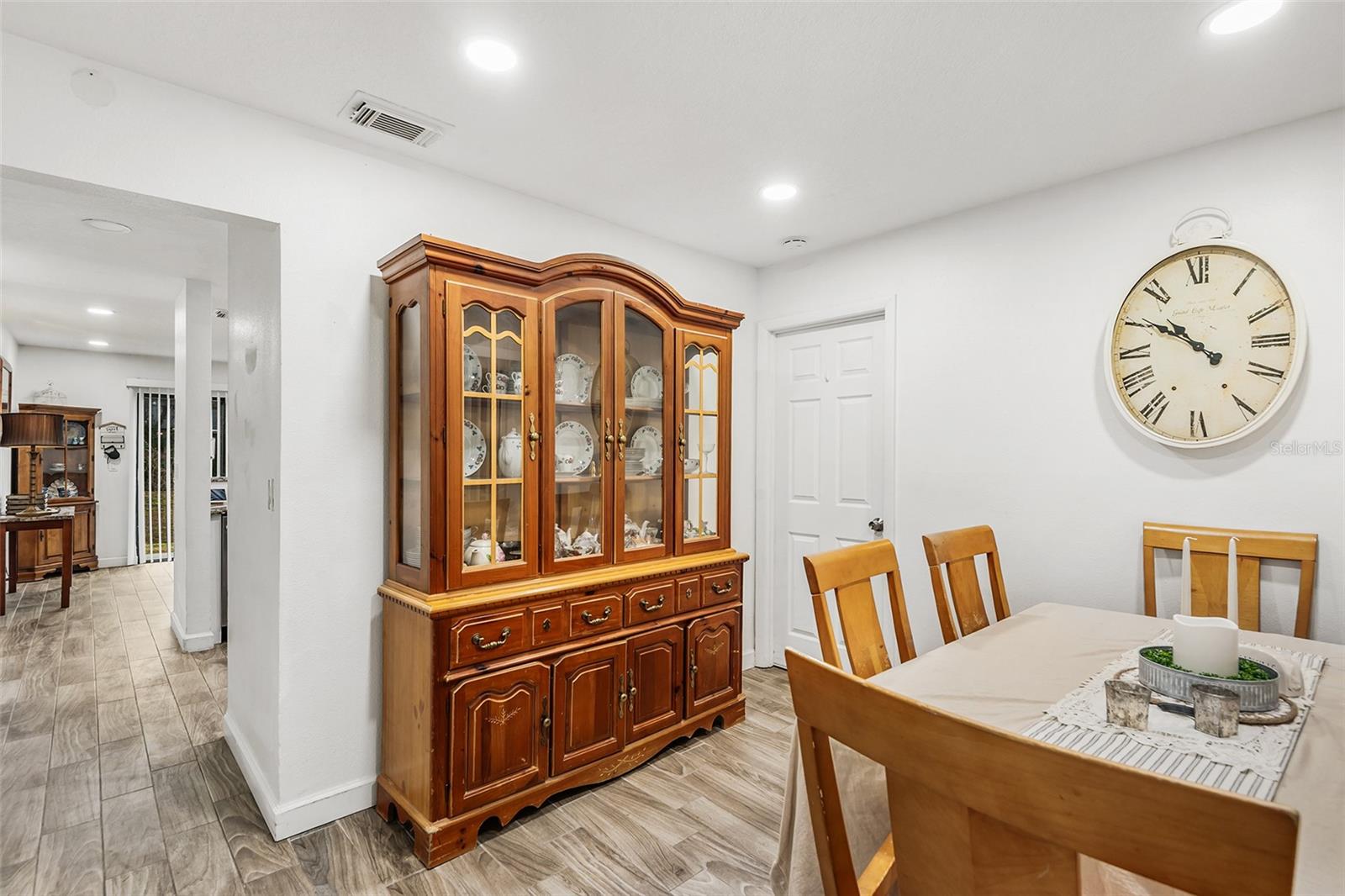 548 Olympic Village, FL