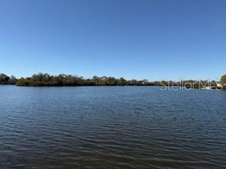 7127 Peninsular Drive, FL