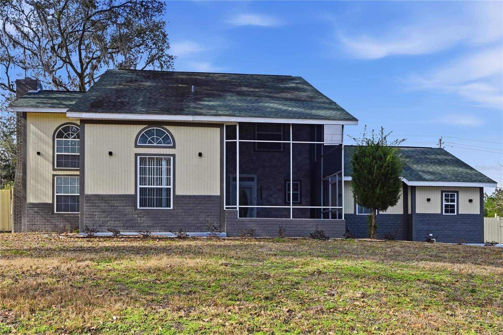174 Nw Clubview Cir, FL