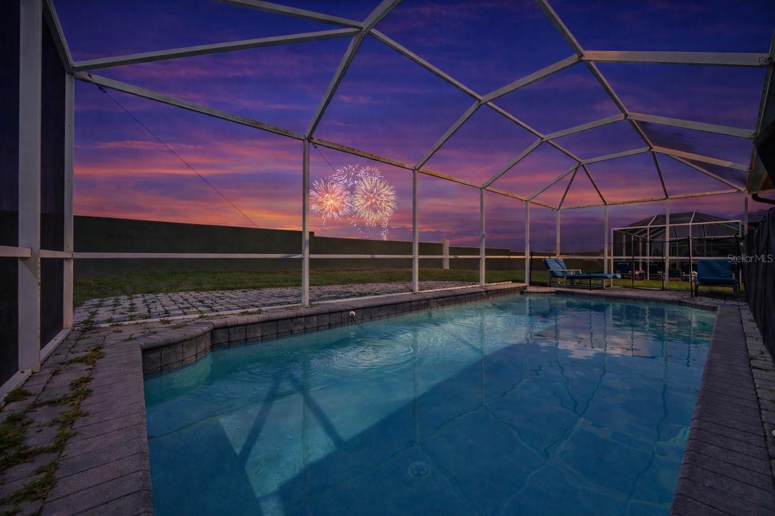 210 Vista Loop, FL
