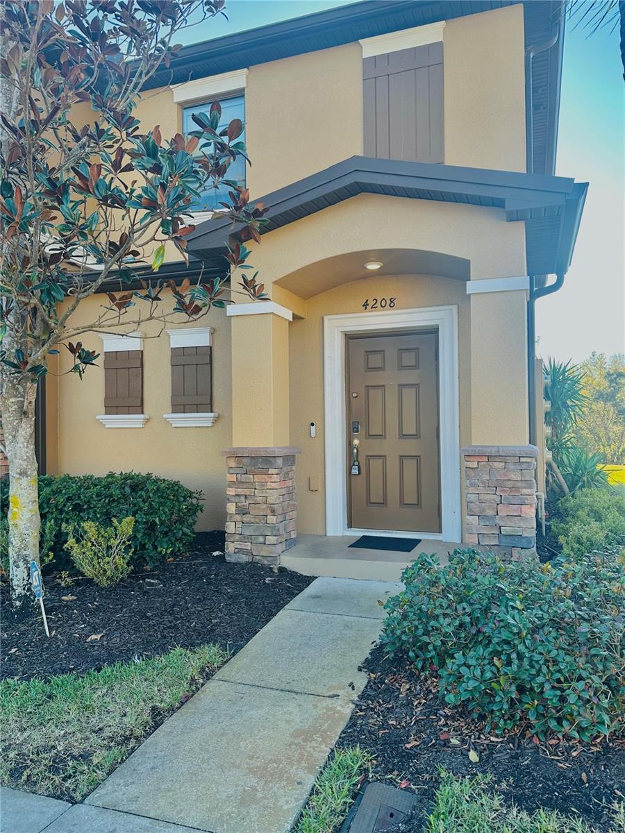 4208 Fennwood Court, FL