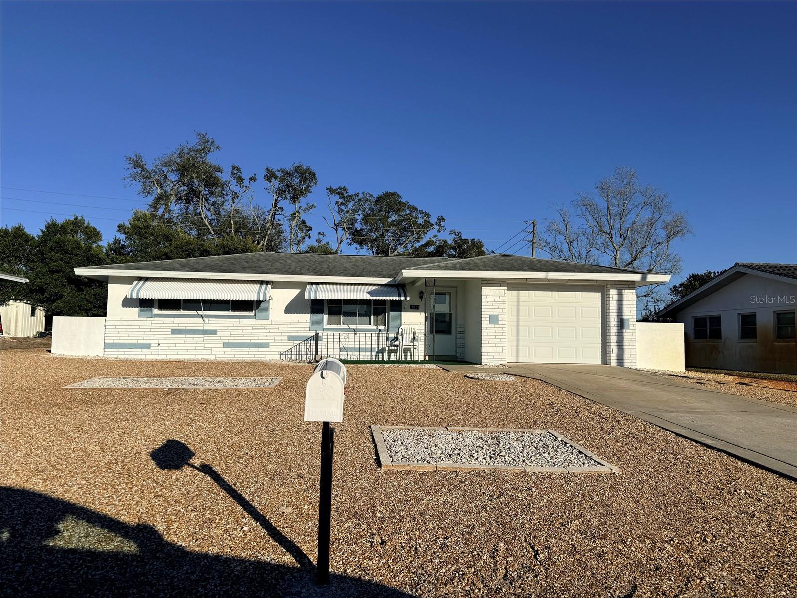 10502 Laburnum Drive, FL