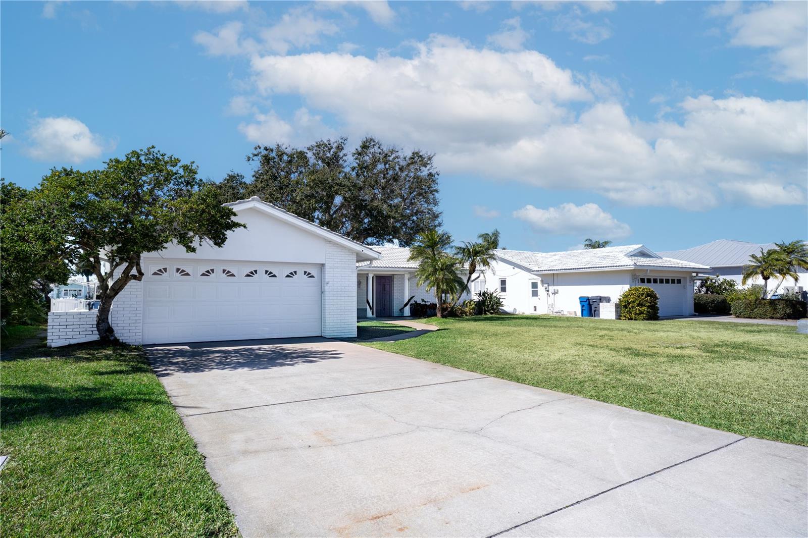 11800 6th St E, FL
