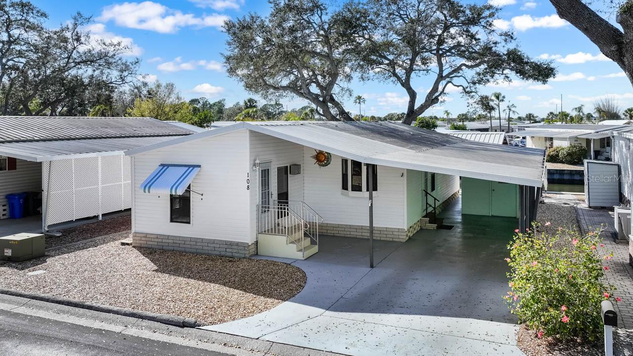 108 Saint George Circle, FL