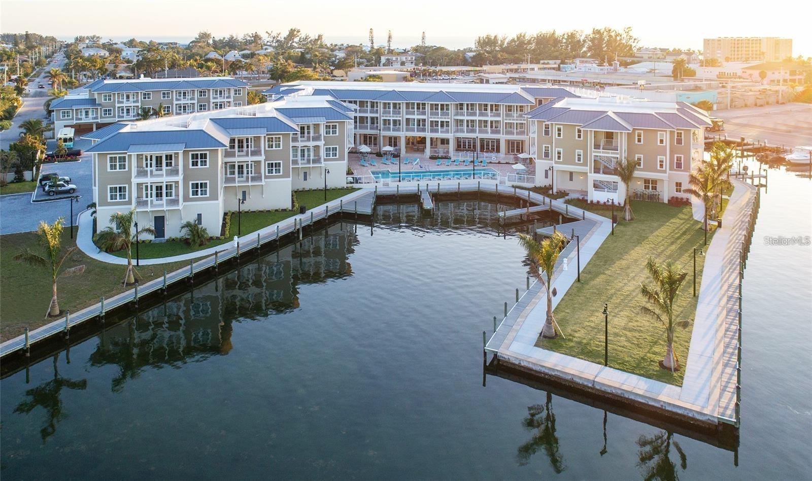 5325 Marina Drive, FL