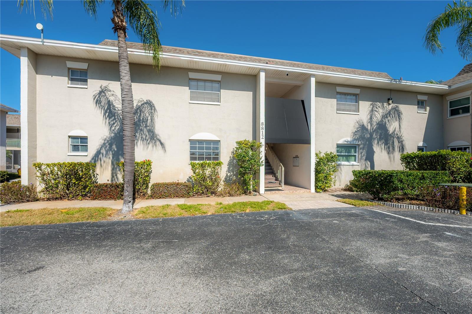 8812 Bay Pointe Drive, FL