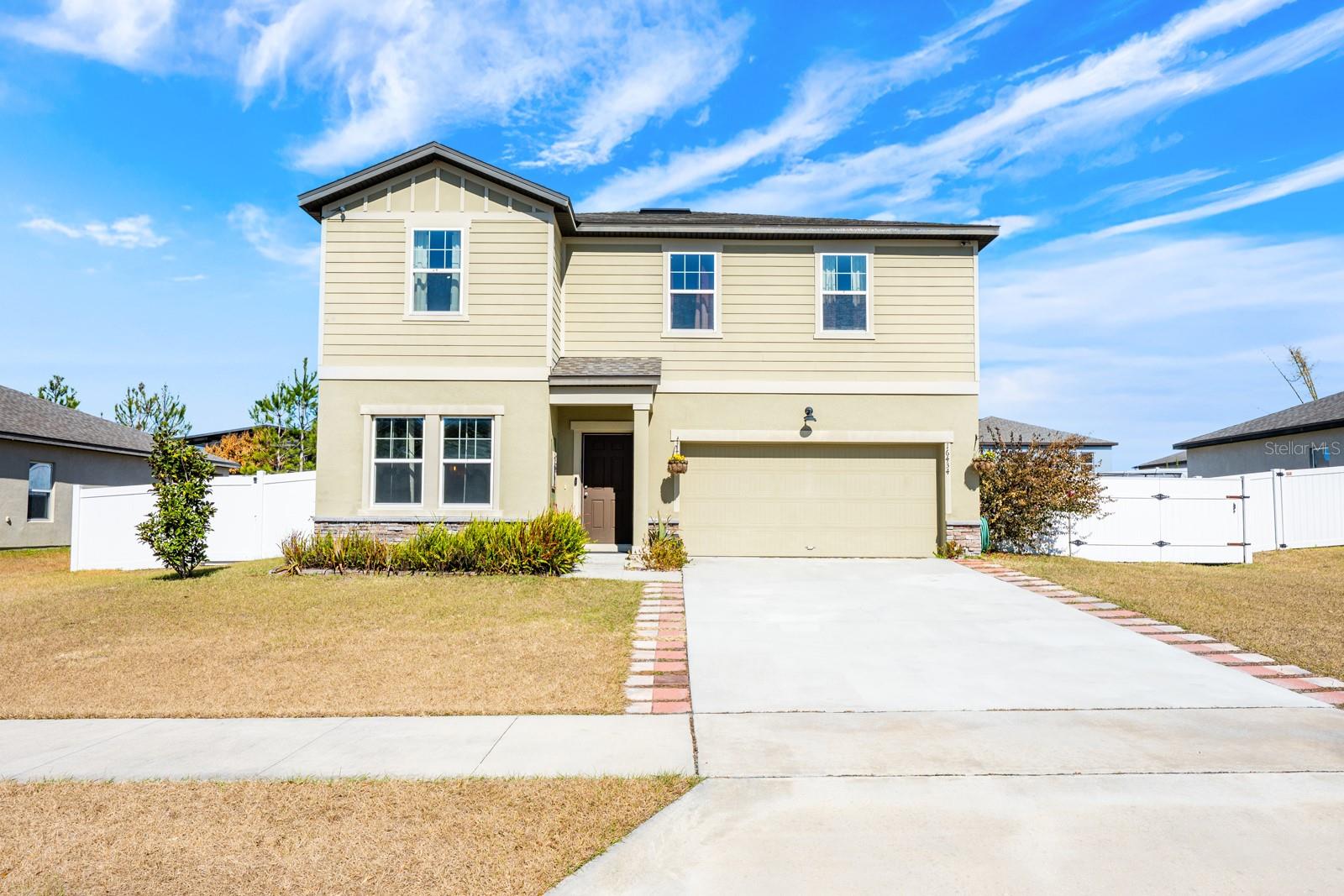 16434 Winding Blossom Dr, FL