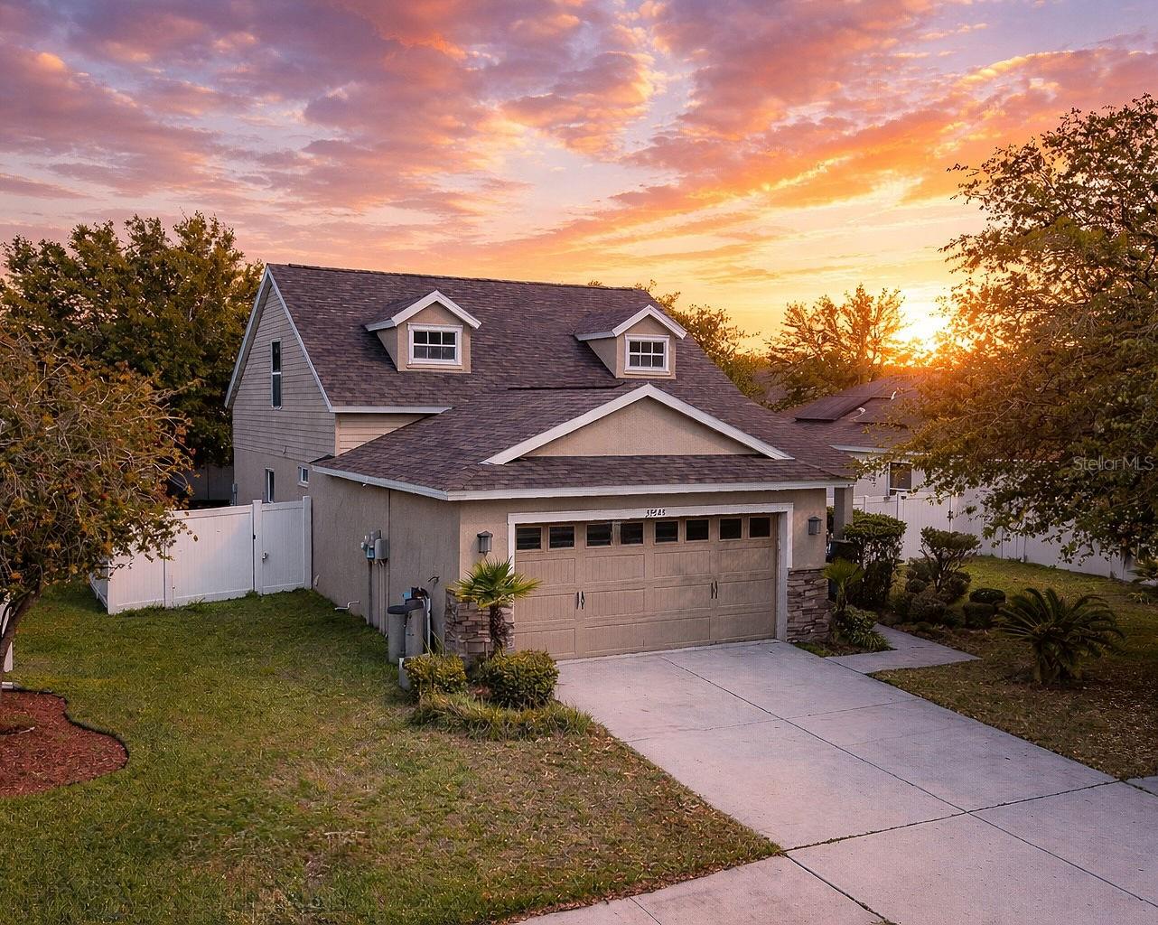 32643 Coldwater Creek Loop, FL