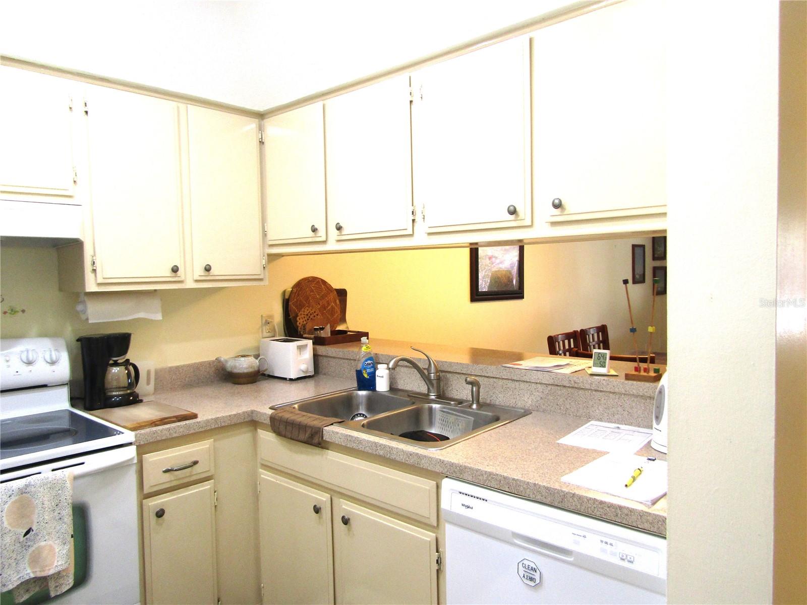 4628 Ringwood Meadow, FL