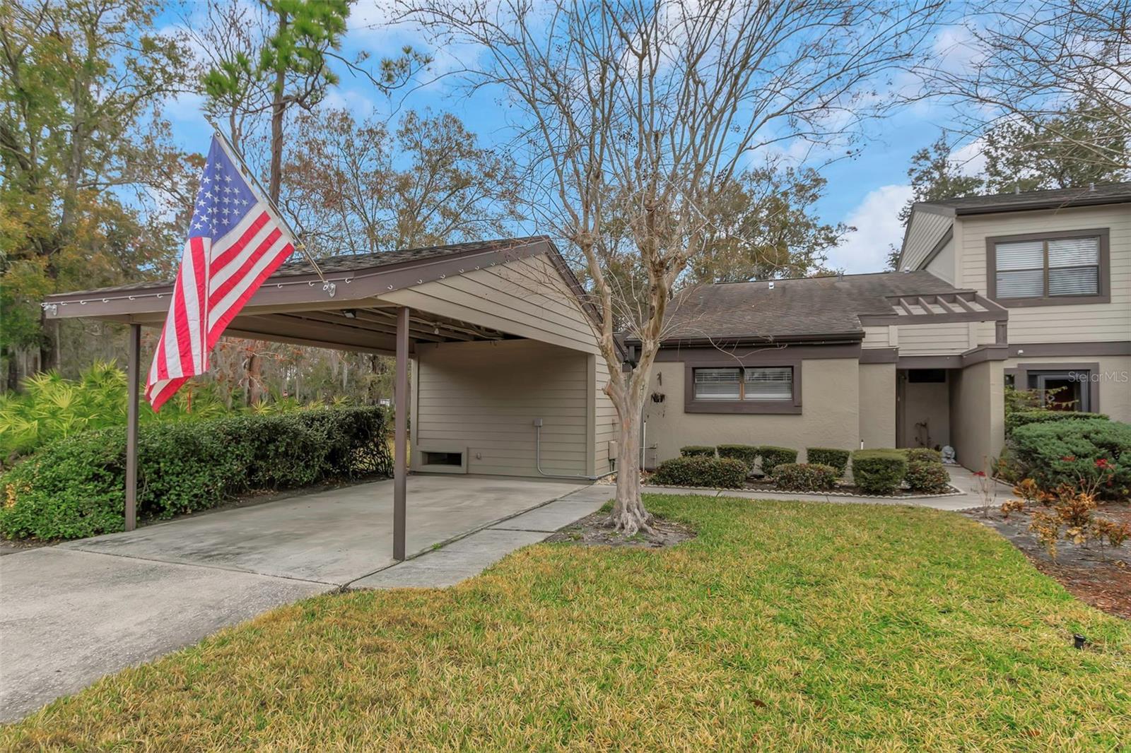 235 Woods Landing Trail, FL