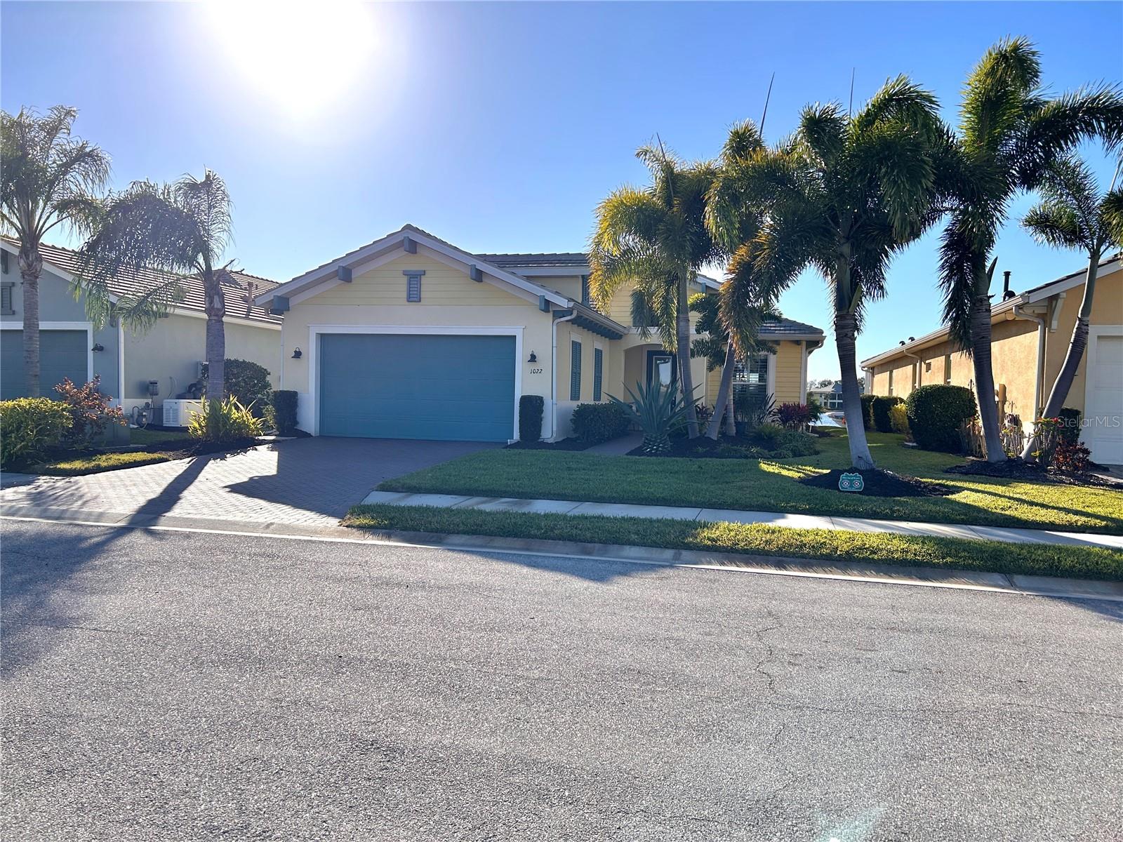 1022 Overlook Court, FL
