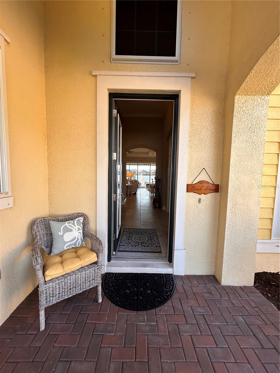 1022 Overlook Court, FL