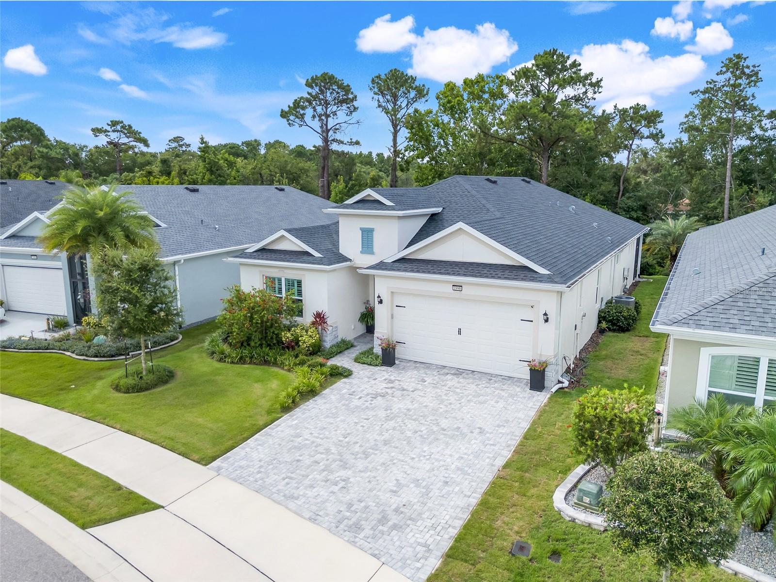 1990 Wallingford Loop, FL