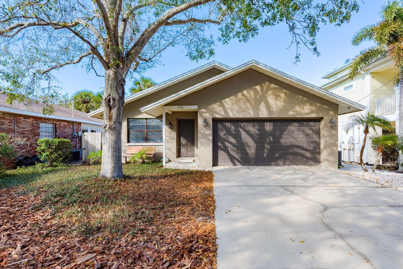 550 Ontario Ave, FL