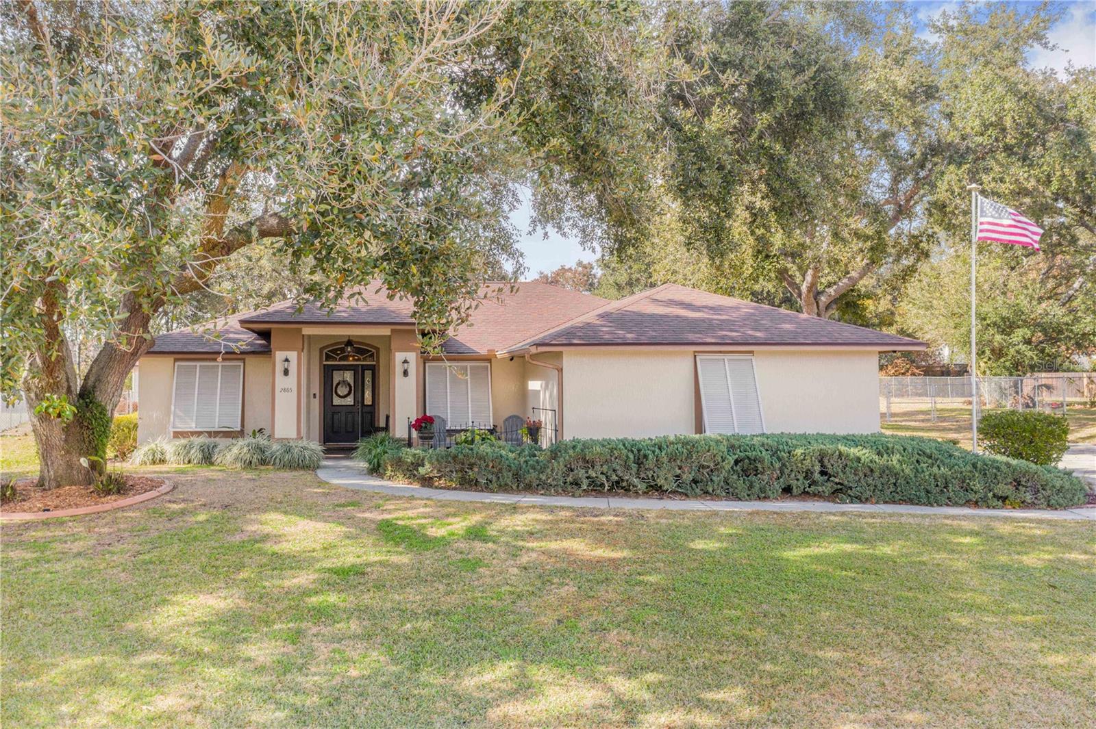 2865 Pond View Drive, FL