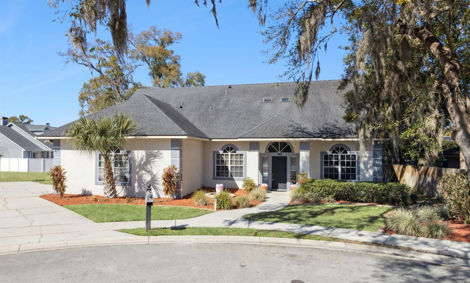 160 Academy Oaks Place, FL
