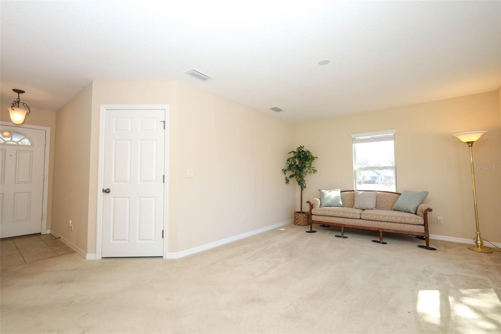 67 Aberdeen Circle, FL