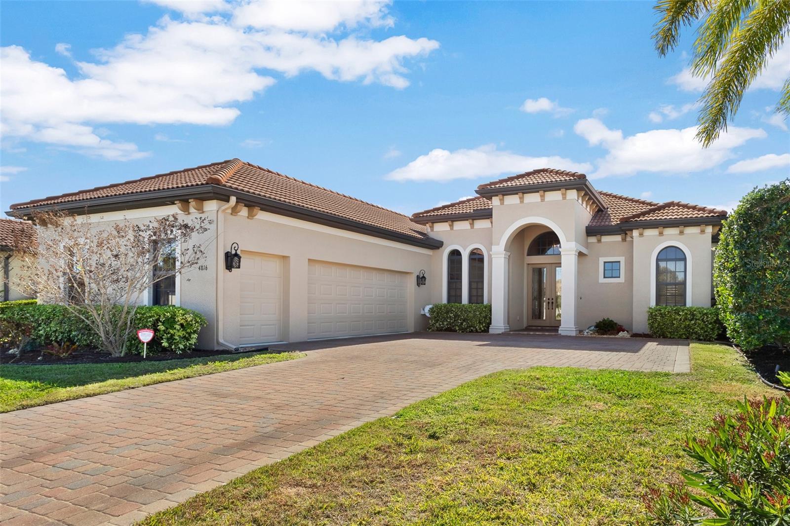 4816 Tobermory Way, FL