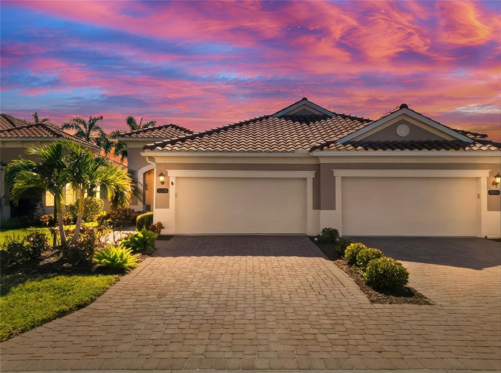 7205 Costa Bella Dr, FL