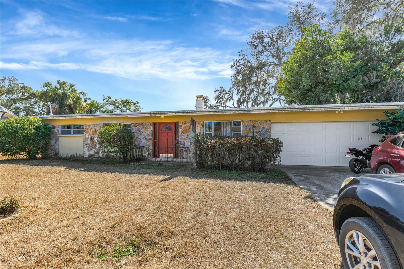 310 Kenmore Road, FL