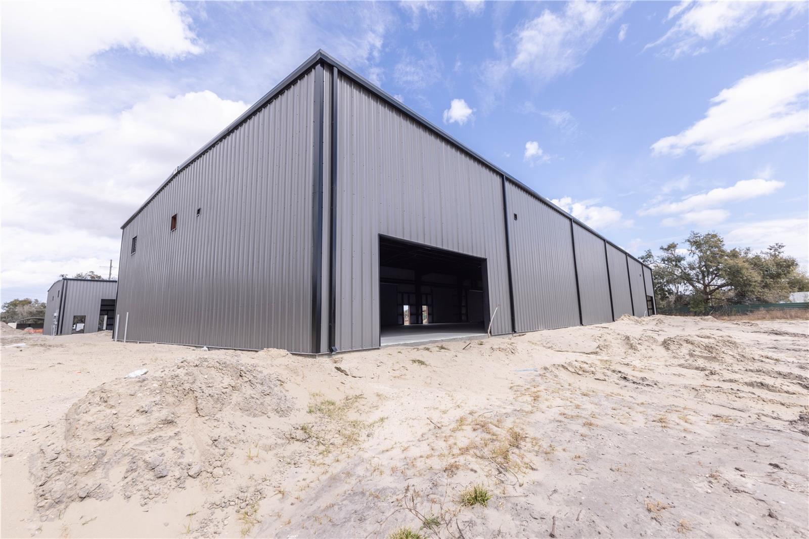 3023 E C 48, FL