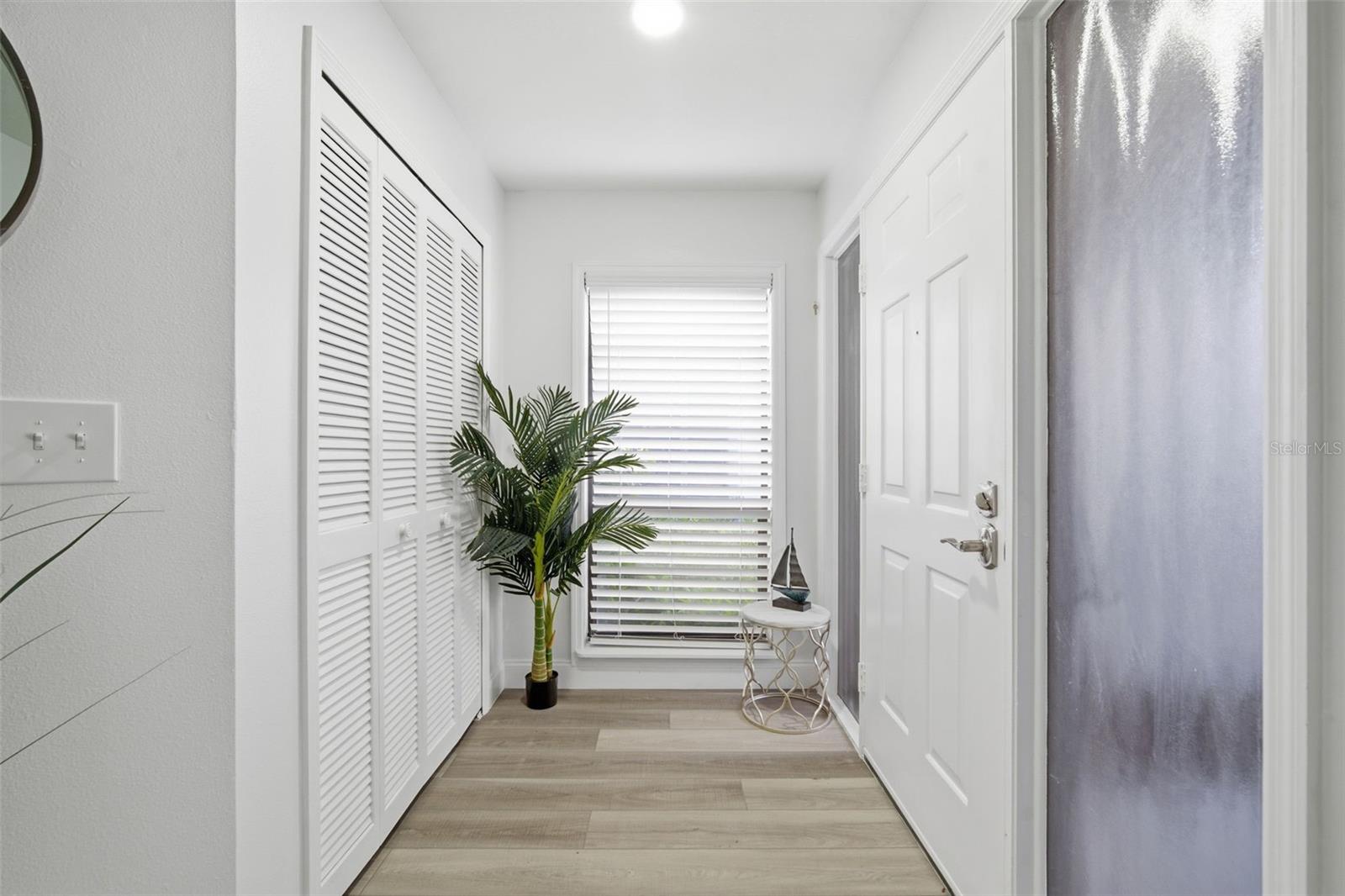 9100 Park Boulevard, FL