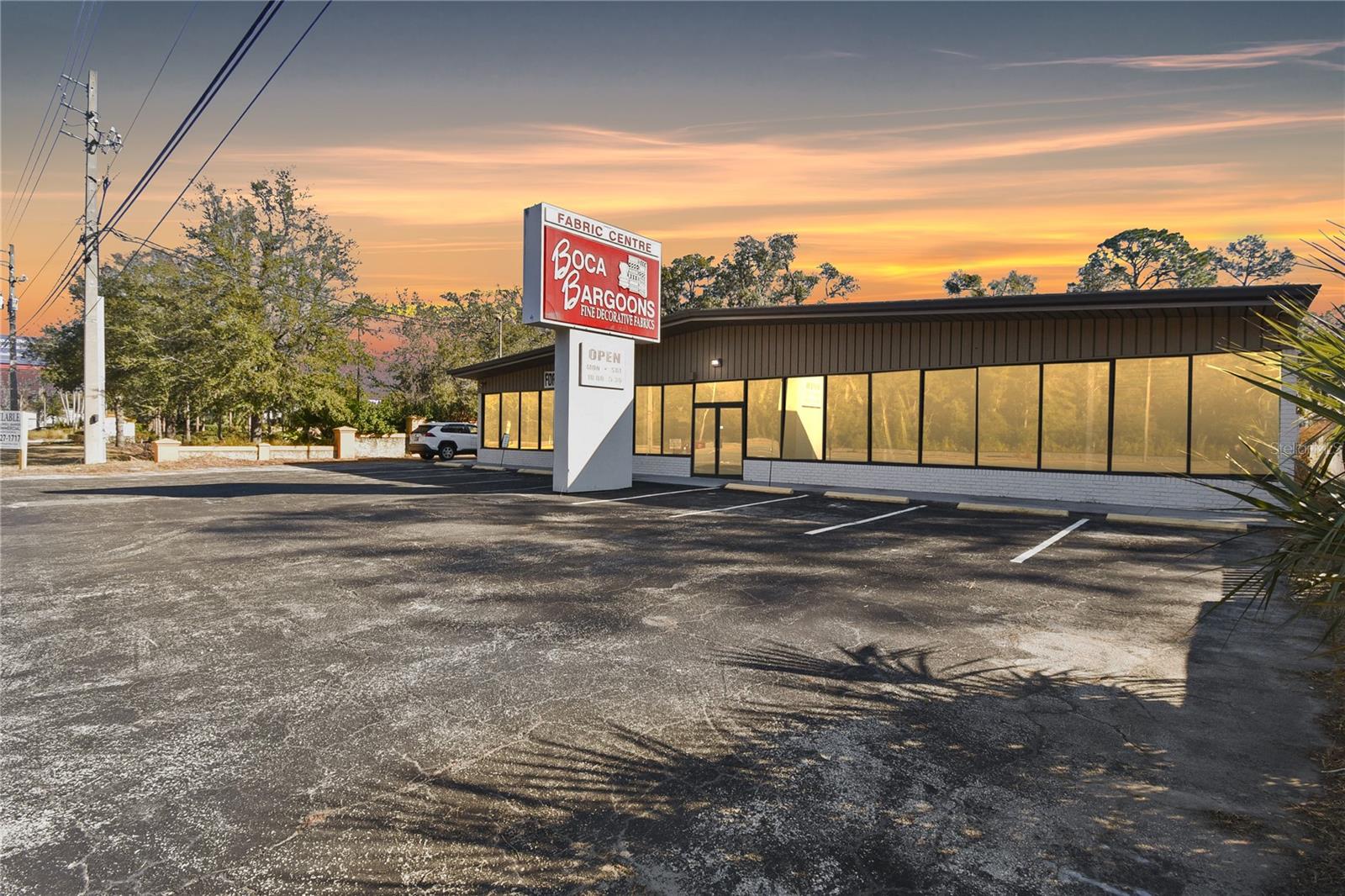5953 Roosevelt Boulevard, FL