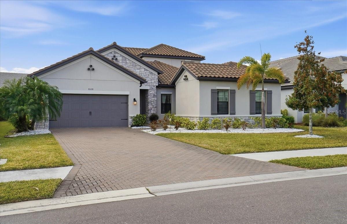 2028 Woodleaf Hammock Court, FL