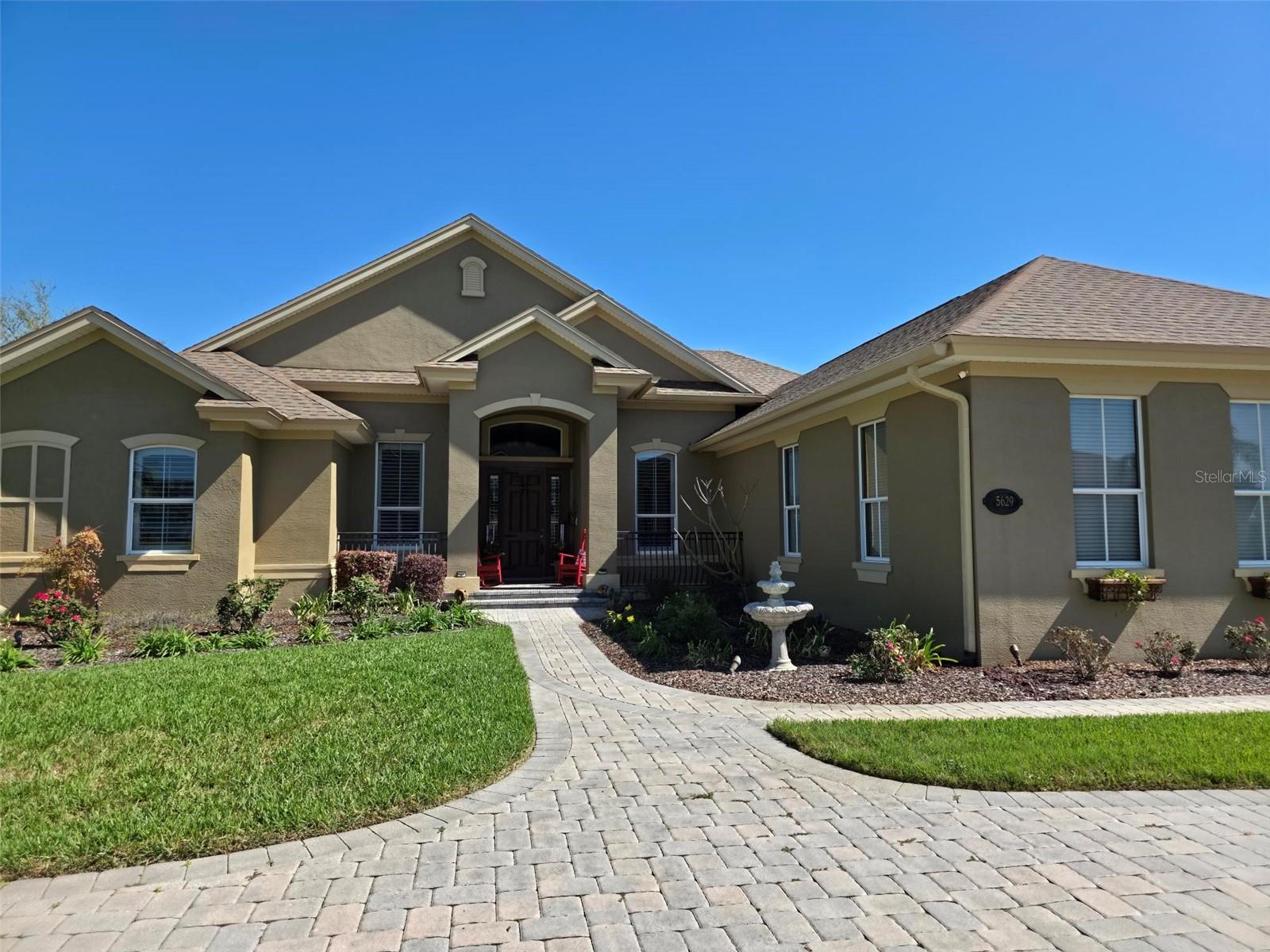 5629 Hillside Landings Rd, FL