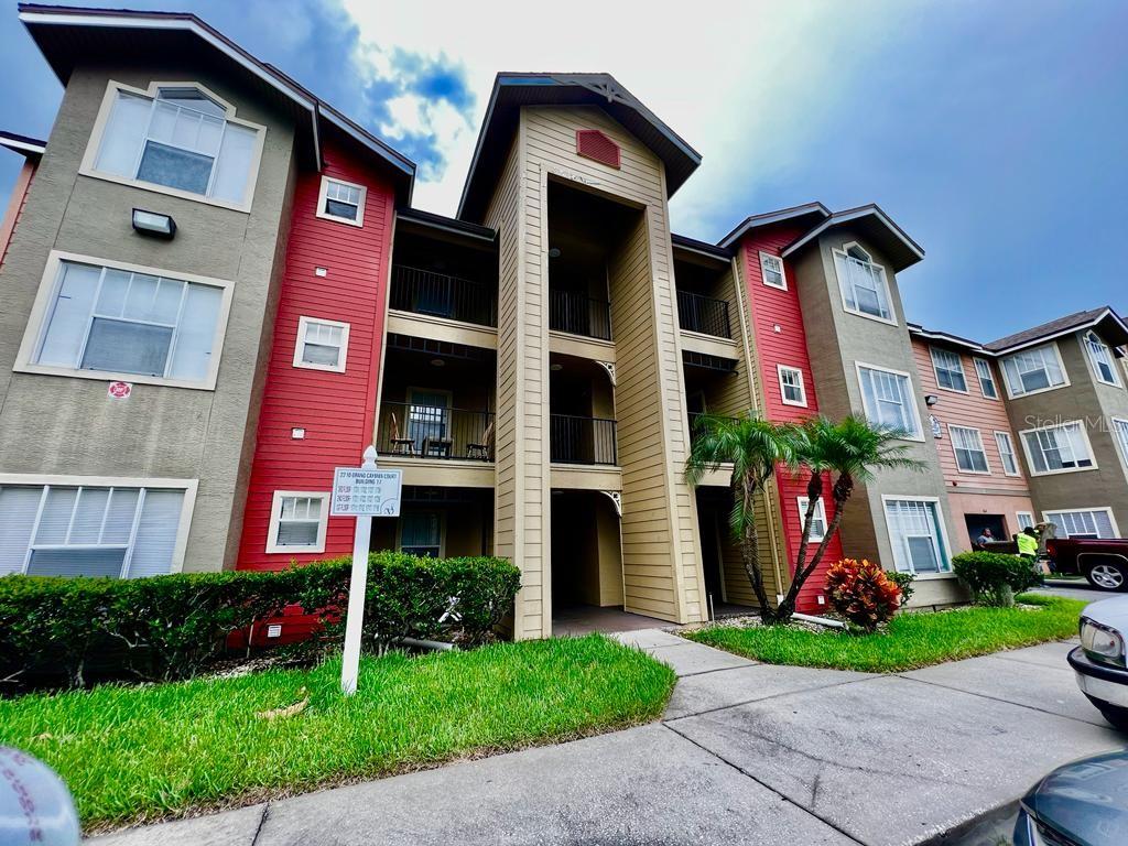 2210 Grand Cayman Ct #1722, FL