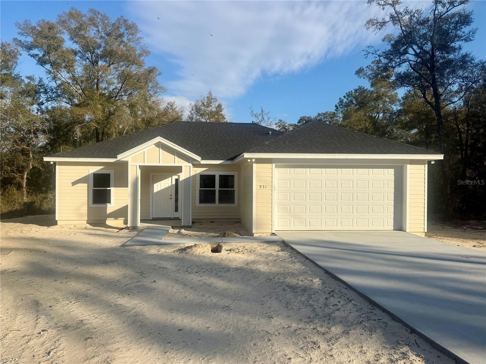 931 Ne 154th Ter, FL