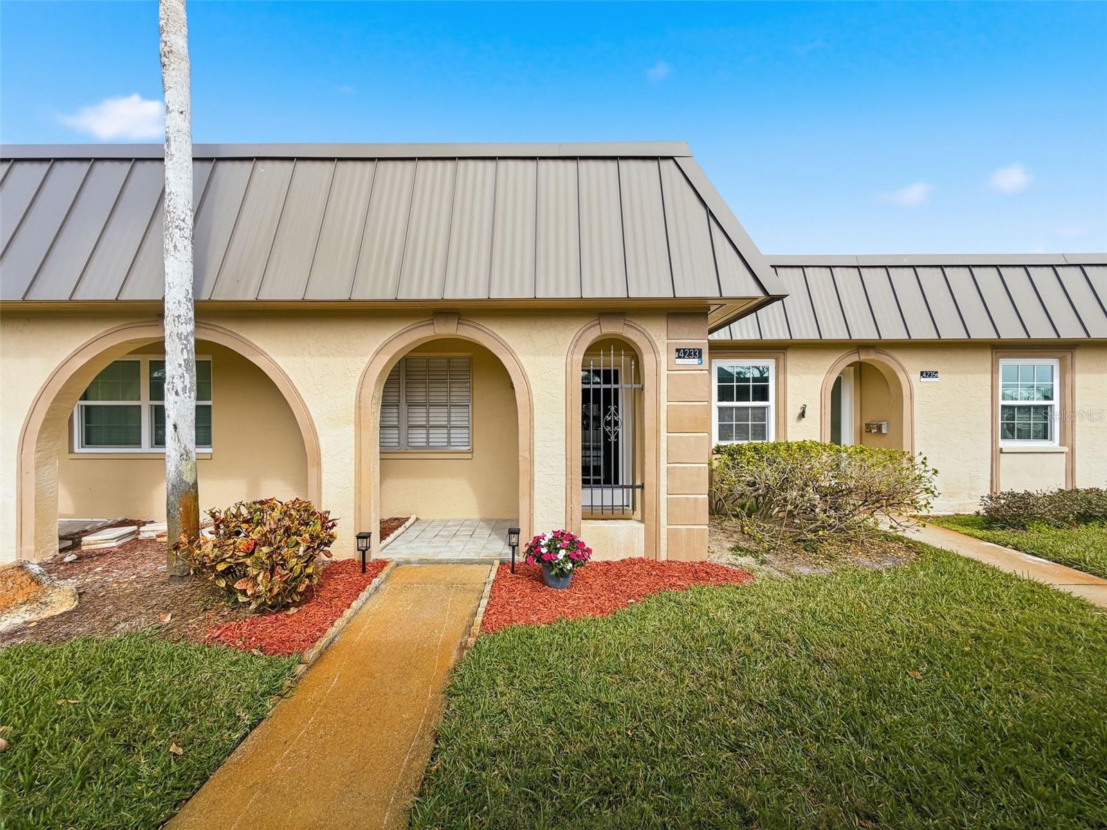 4233 Stratford Dr #D, FL