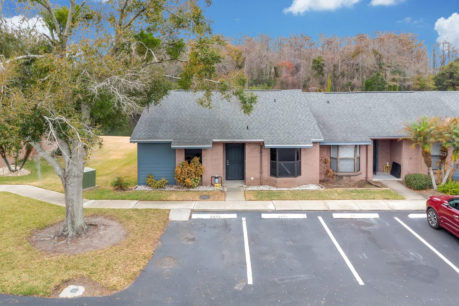 2432 King Oak Court, FL