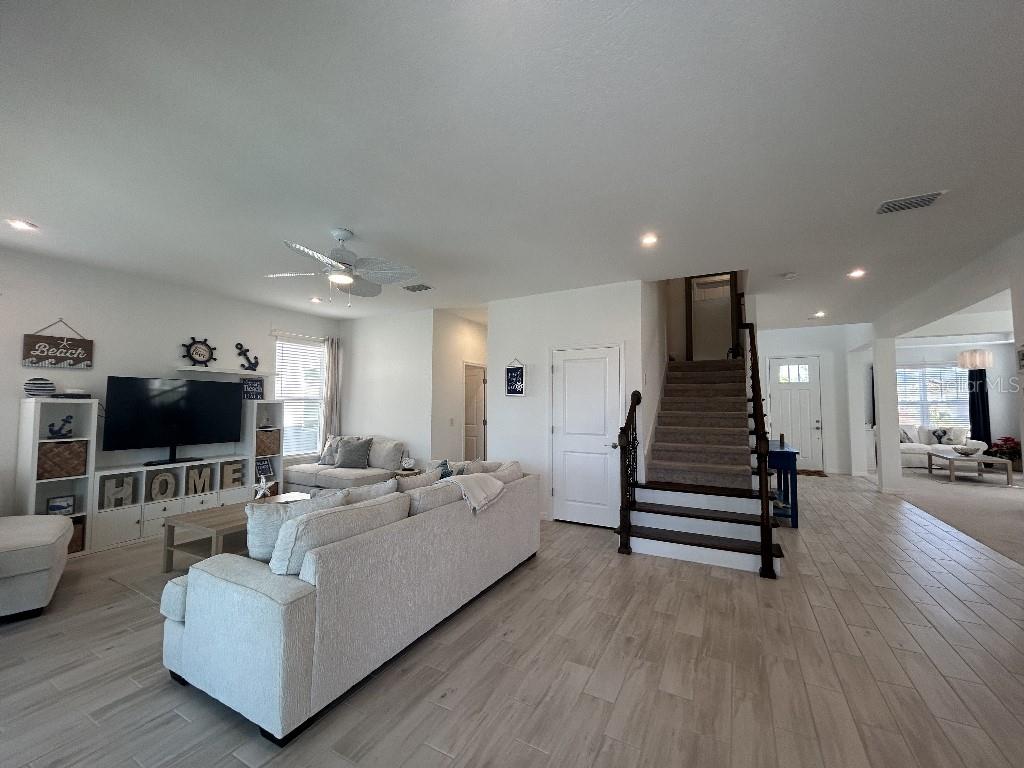 34025 Astoria Circle, FL