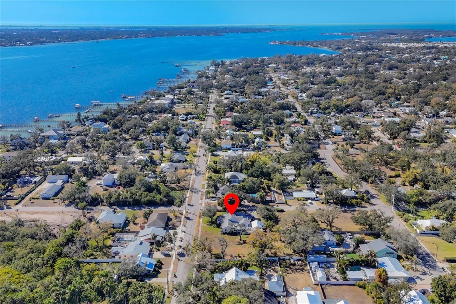 1300 4th Street, FL