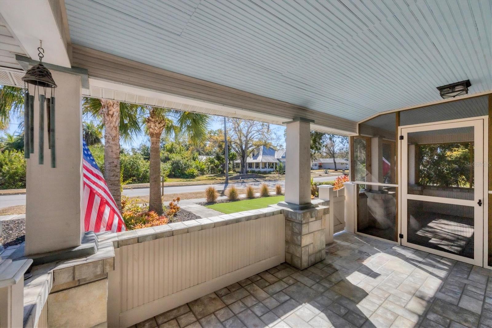 1300 4th Street, FL
